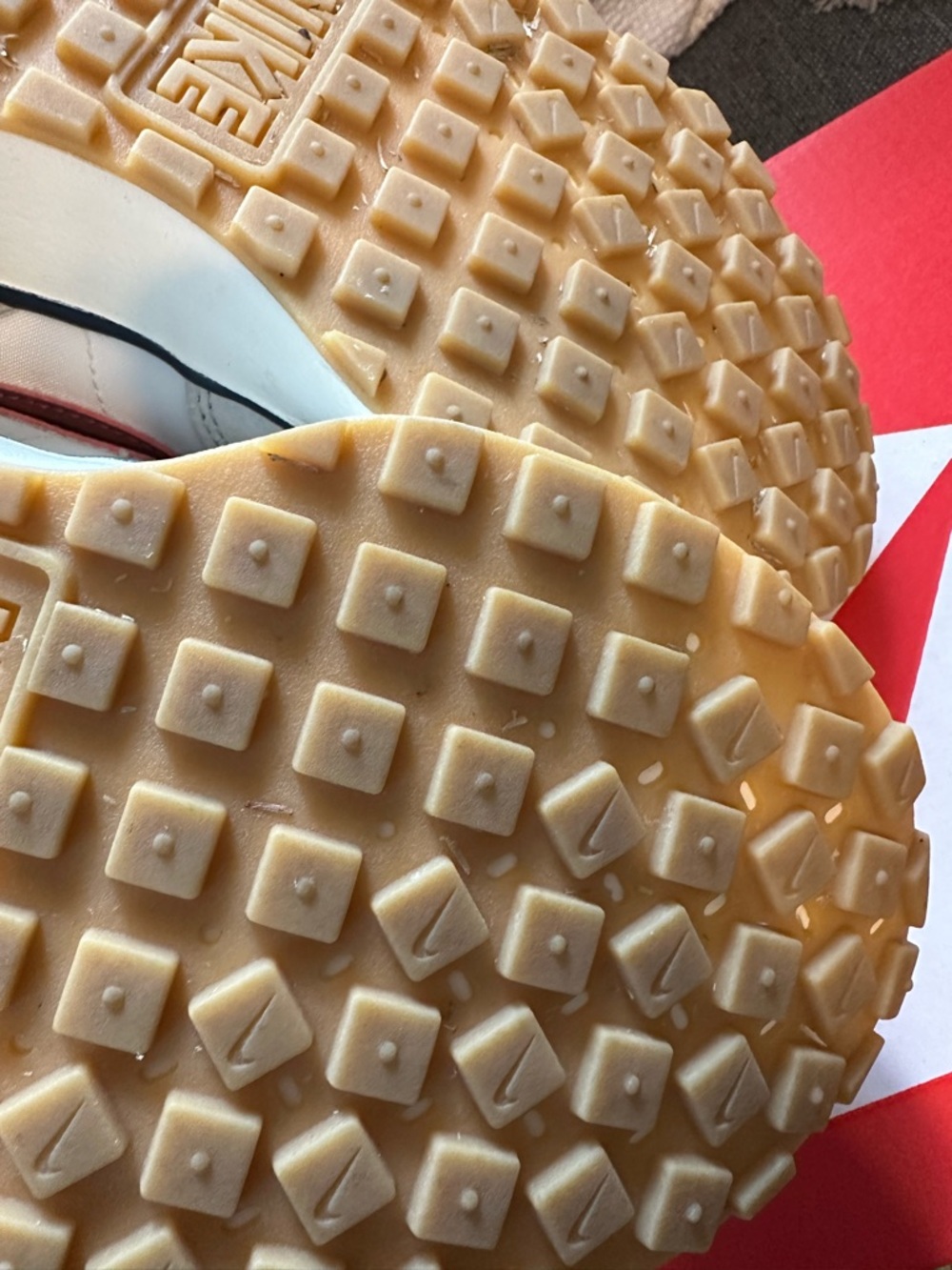 Nike Phoenix Waffle - Picture 7 of 7